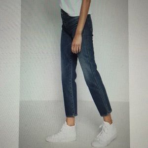 7 for all Mankind Edie Cropped Straight Jean - 25